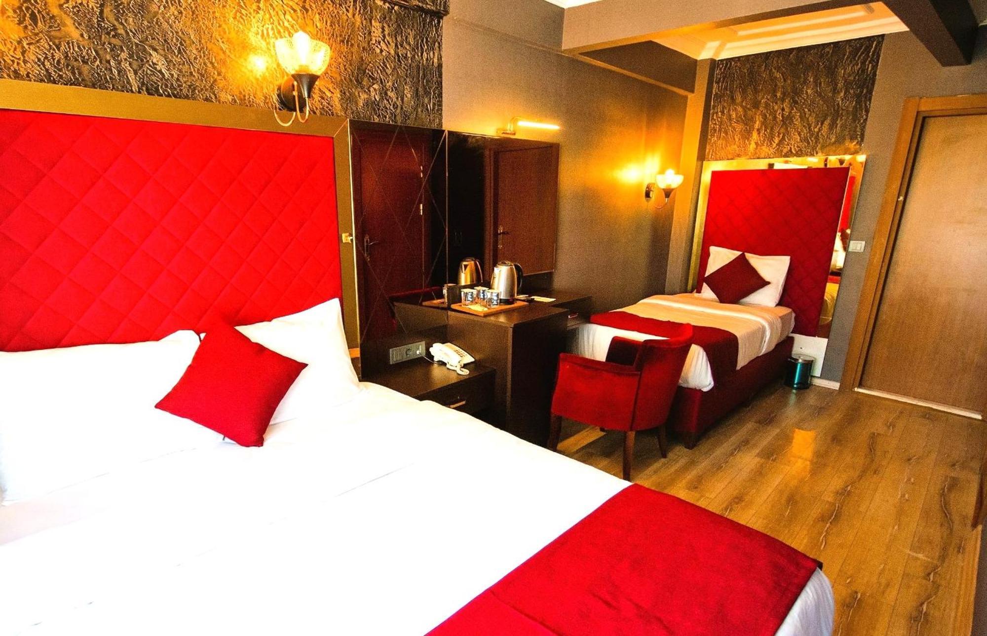 Atesde Dustu Salvara Hotel Istanbul Exterior photo